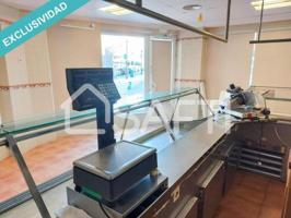 Local comercial en venta en Cullera photo 0