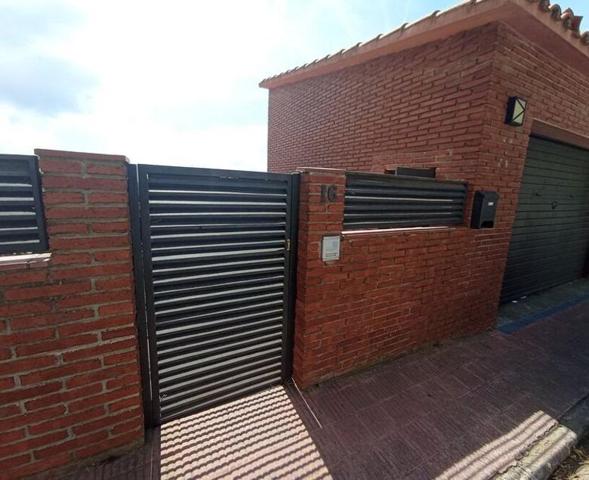 Casa en venta en Dosrius, Can Massuet del Far photo 0