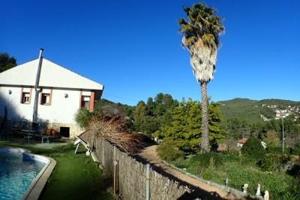 Chalet en venta en Corbera de Llobregat photo 0