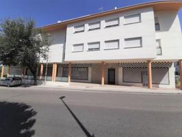 Local comercial en venta en Cazorla, Cazorla photo 0