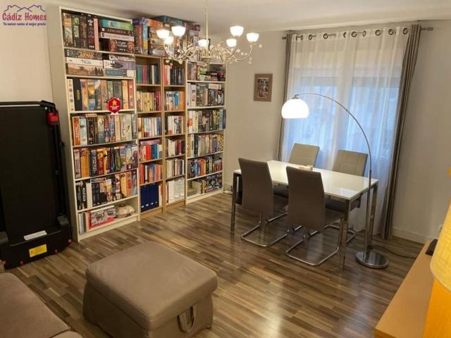 Piso en venta en Cádiz, Avenida photo 0