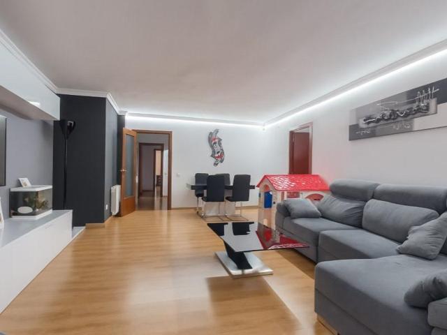 Aticos en venta en Vilafranca del Penedès photo 0