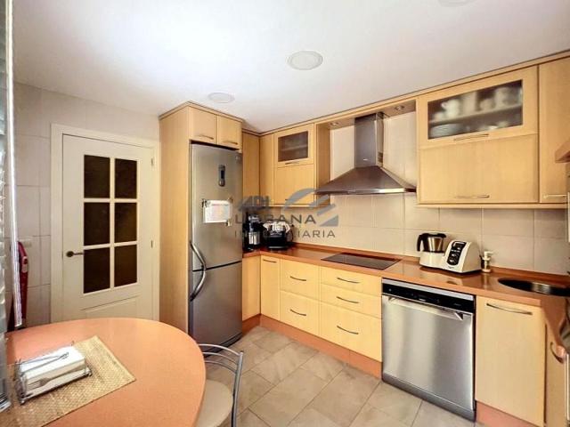 Chalet en venta en Lucena, AVENIDA DE LA GUARDIA CIVIL photo 0