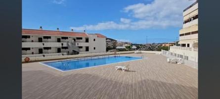Piso en venta en Arona, Los Cristianos photo 0