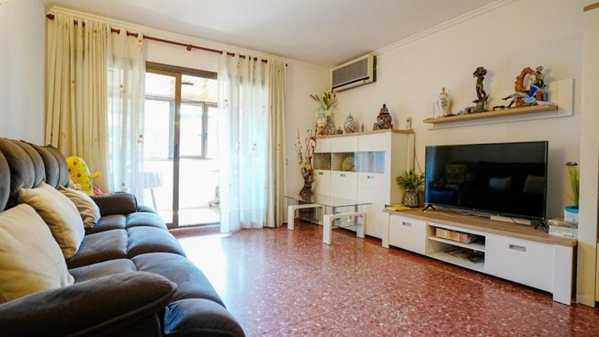 Piso en venta en Valencia, Albors photo 0