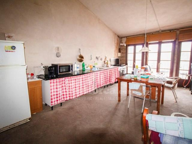 Local comercial en venta en Mahón-Maó photo 0