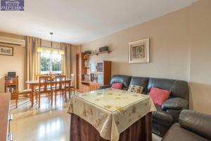 Adosada en venta en Maracena, Zona metropolitana photo 0