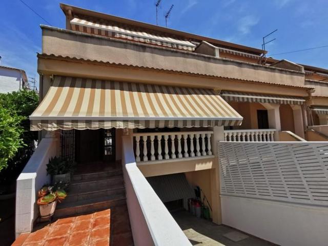 Adosada en venta en Creixell, EL RACÓ DEL CESAR photo 0