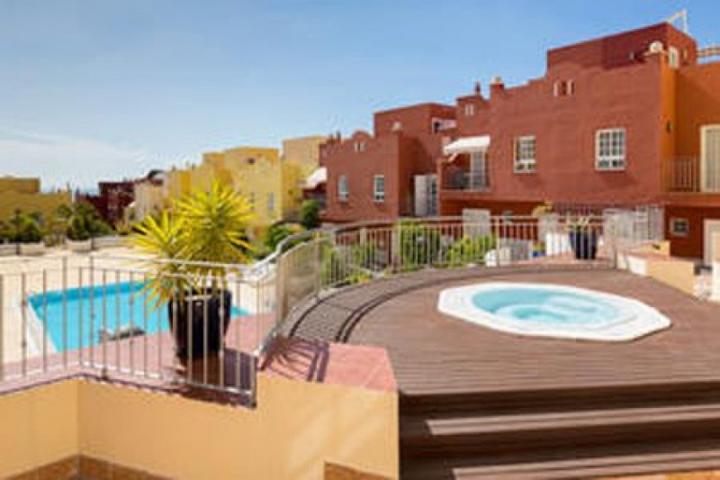 Adosada en venta en Adeje, Callao Salvaje photo 0