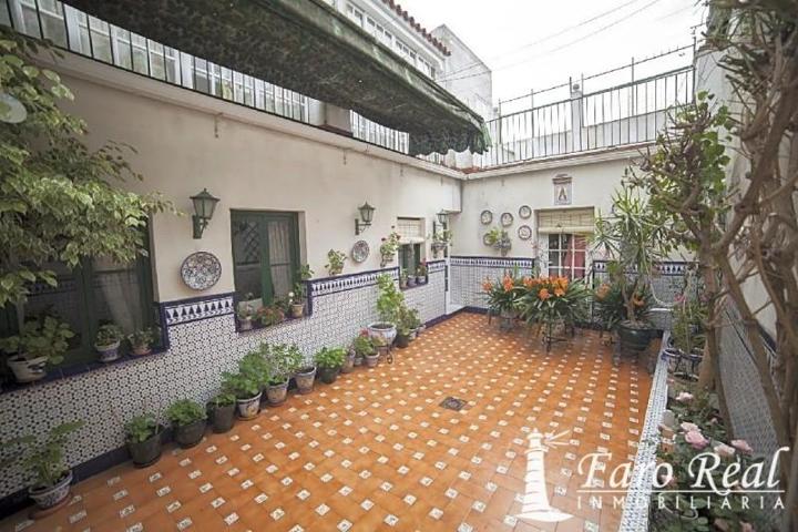 Adosada en venta en Sanlúcar de Barrameda, Barrio Alto photo 0