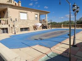 Casa con terreno en venta en Moratalla photo 0