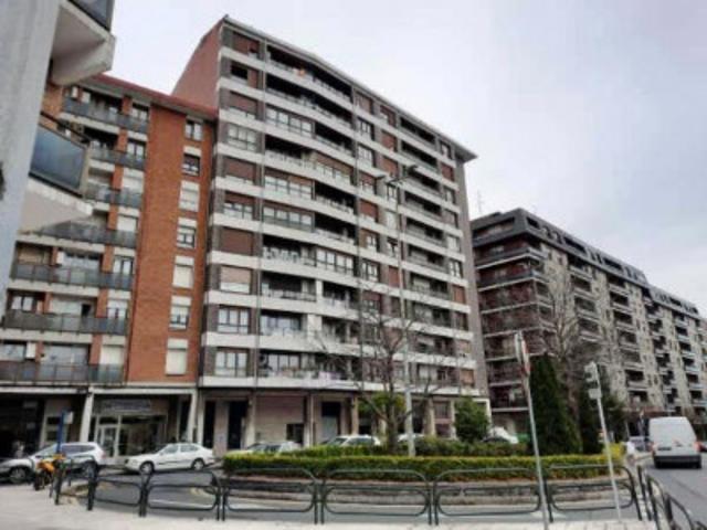 Oficina en venta en Barakaldo, Goya Kalea, 48902 photo 0