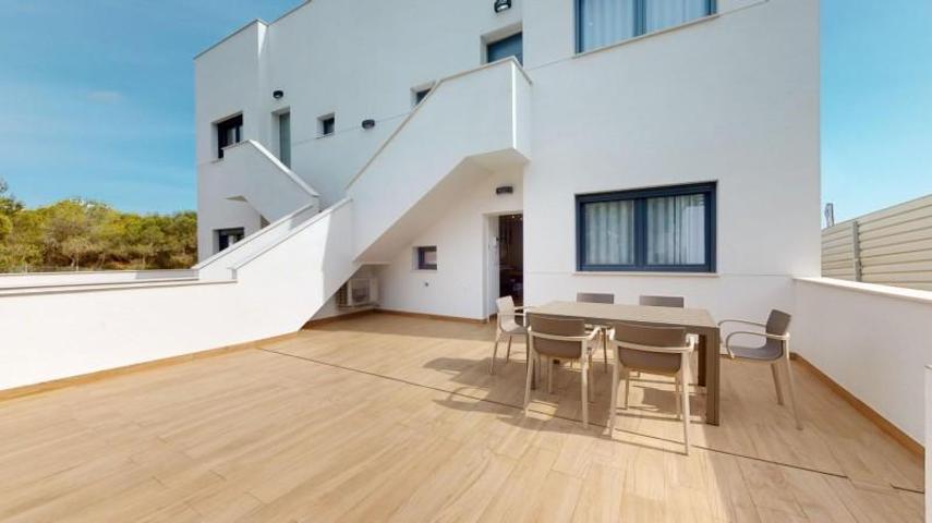 Bungalow en venta en Torrevieja, Los balcones photo 0