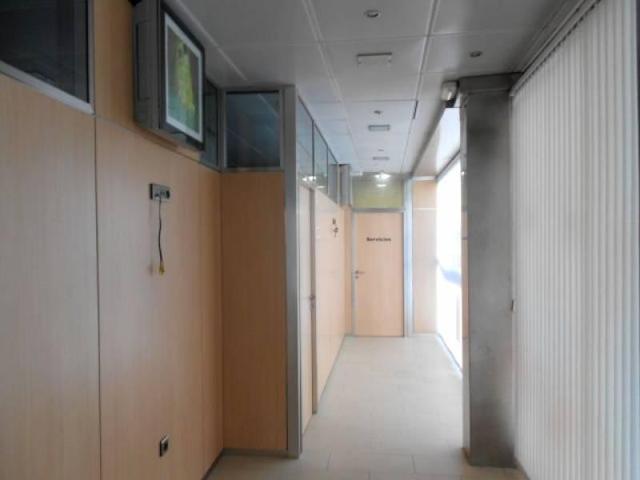 Local comercial en venta en Córdoba, Zoco photo 0