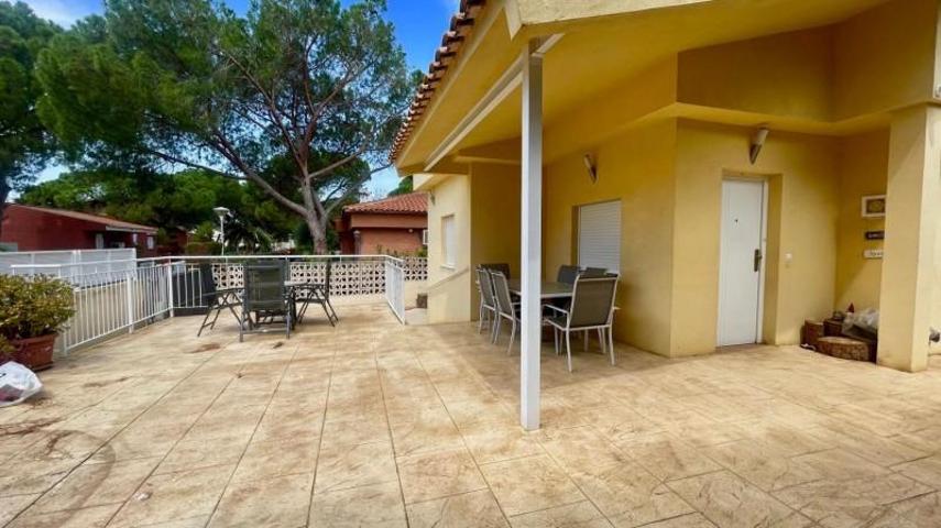 Chalet en venta en Chiva, Carambolo photo 0