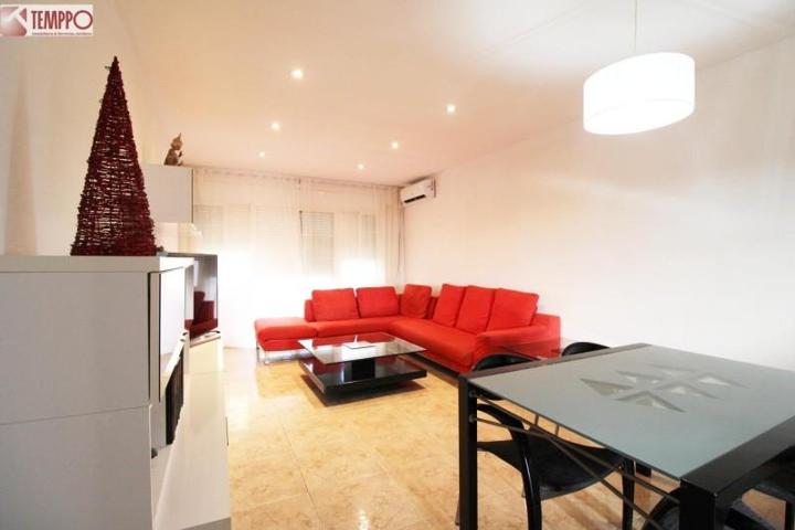 Casa en venta en Santa Oliva, Santa oliva photo 0