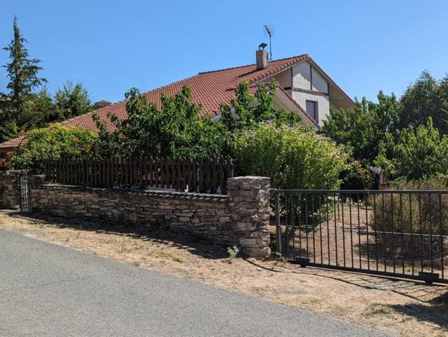 Casa en venta en Guesálaz-Gesalatz, Azcona photo 0