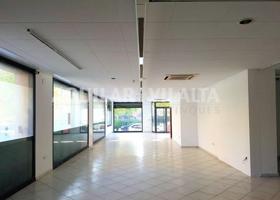 Local comercial en venta en Granollers, Can gili photo 0