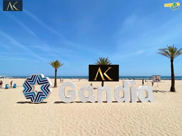 Chalet en venta en Gandia, Grao photo 0