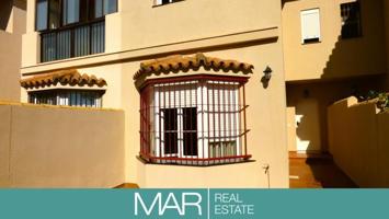 Adosada en venta en Chiclana de la Frontera, El campito photo 0