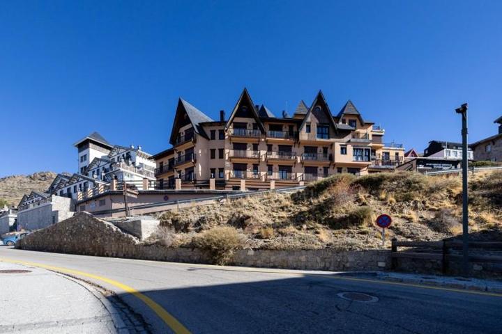 Apartamento en venta en Monachil, SIERRA NEVADA photo 0