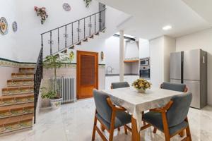 Casa en venta en Faura, CENTRO photo 0