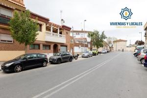 Adosada en venta en Maracena, Zona metropolitana photo 0