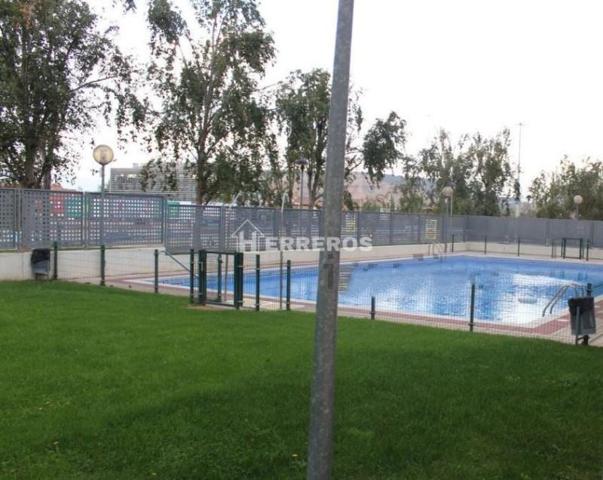 Piso en venta en Logroño, Los Lirios photo 0