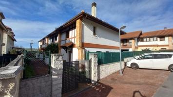 Adosada en venta en Reocín, Helguera de reocin photo 0