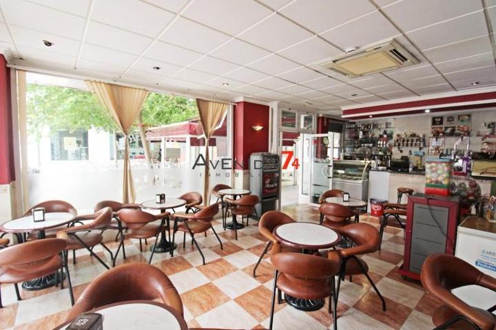 Local comercial en venta en Lorca, La Viña photo 0