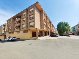 Local comercial en venta en Graus photo 0