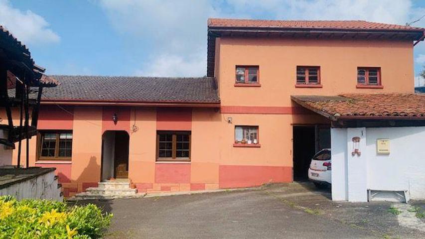 Chalet en venta en Carreño, Logrezana photo 0