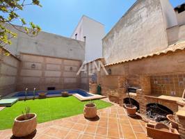 Casa en venta en Manzanares, Centro photo 0