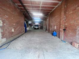 Local comercial en venta en Badalona, Bufala photo 0