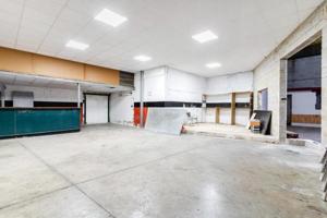 Nave industrial en venta en San Fernando, León Herrero - Bahía sur photo 0