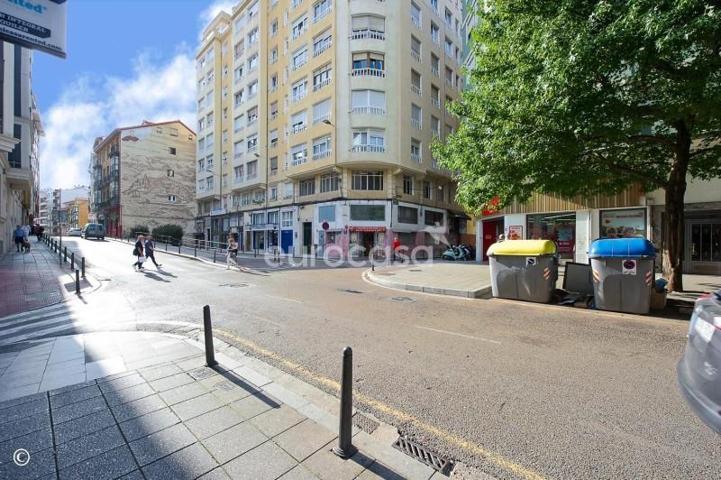 Local comercial en venta en Santander, Centro-Puertochico photo 0