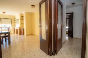 Piso en venta en Cádiz, Juan Carlos I photo 0