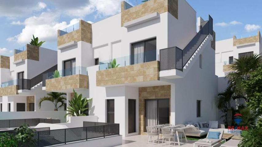 Adosada en venta en Polop, Urbanizaciones photo 0