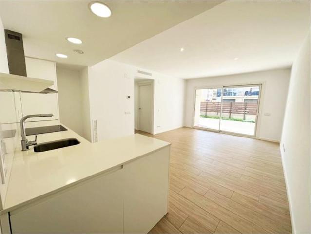 Apartamento en venta en Roses, Santa Margarida photo 0