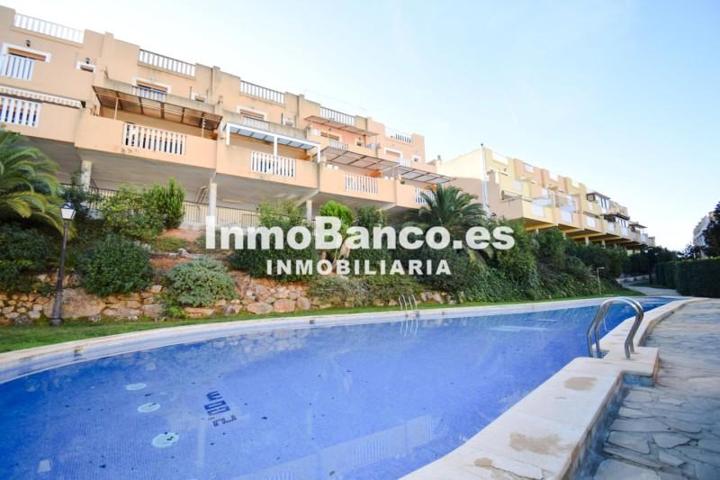 Chalet en venta en Chiva, Calle 16, 46370 photo 0