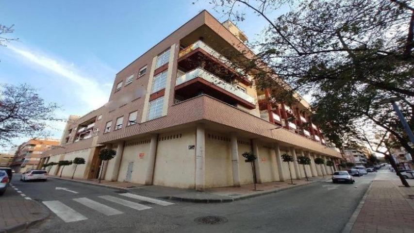 Local comercial en venta en Murcia, Murcia photo 0