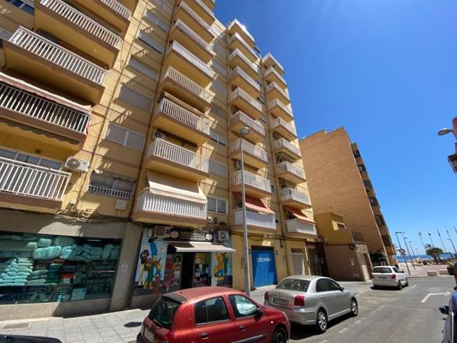 Piso en venta en Almería, Zapillo photo 0