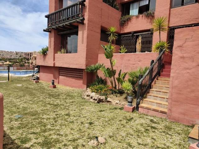 Apartamento en venta en San Luis de Sabinillas, Residencial duquesa photo 0