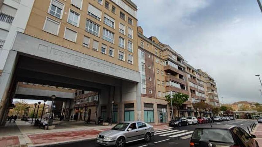 Local comercial en venta en Collado Villalba, Honorio lozano photo 0