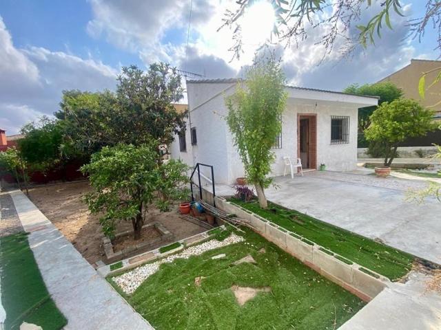 Casa en venta en Paterna, LA CAÑADA photo 0