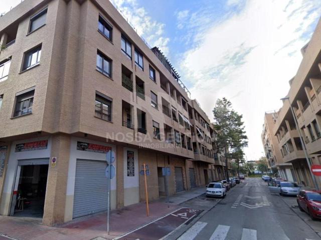 Local comercial en venta en Burjassot, El Castell photo 0