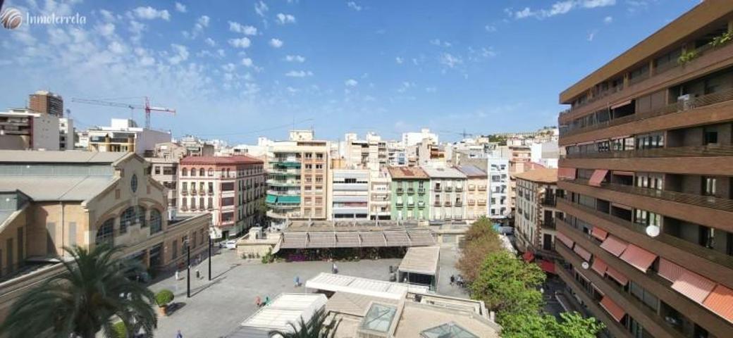 Piso en venta en Alicante, Casco antiguo photo 0