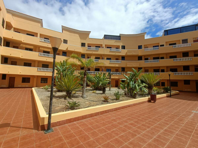 Apartamento en venta en Tacoronte, El Medano photo 0