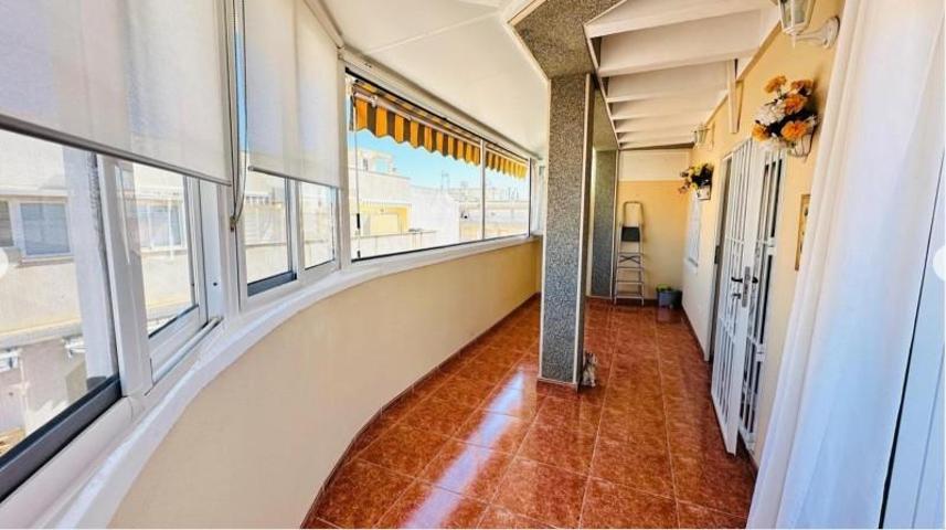 Aticos en venta en Torrevieja, Centro photo 0