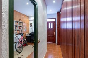 Adosada en venta en Sabadell, Centre photo 0